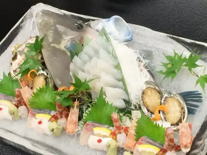 宮島旅館、錦水館のディナー（コース料理）刺身盛り